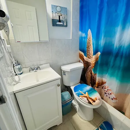 B5 Best Value On Private Bedroom With Private Bathroom In Little Havana, Miami Extérieur photo